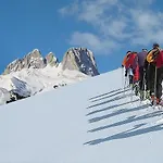 Hotel Dolomites 3*