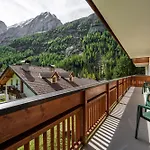 Dolomites 3* Canazei