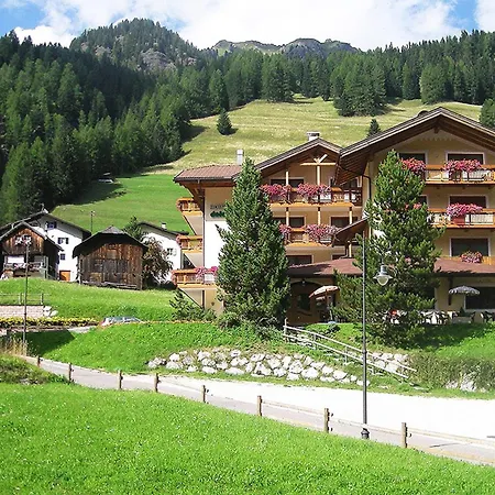 酒店 Dolomites 3*