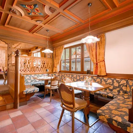 Dolomites 3*