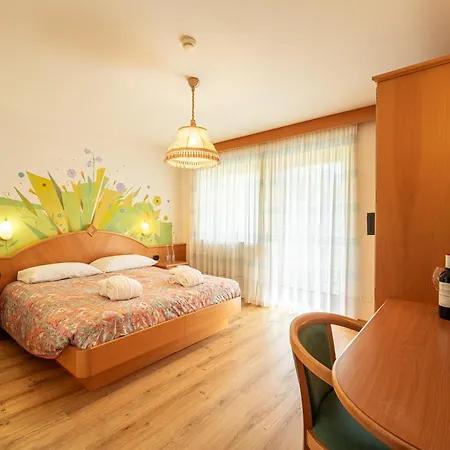 Hotel Dolomites Canazei