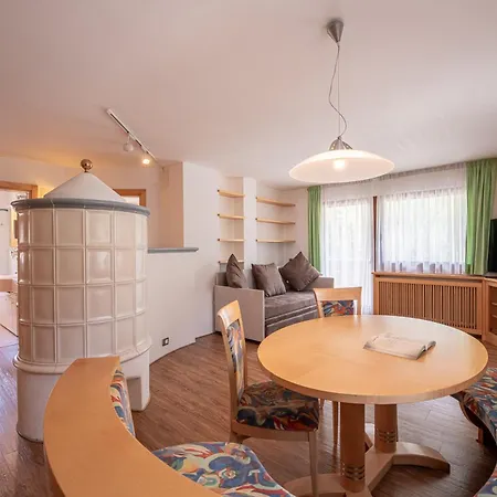 Hotel Dolomites 3*