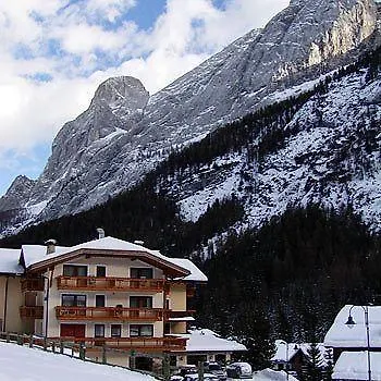 Dolomites 酒店