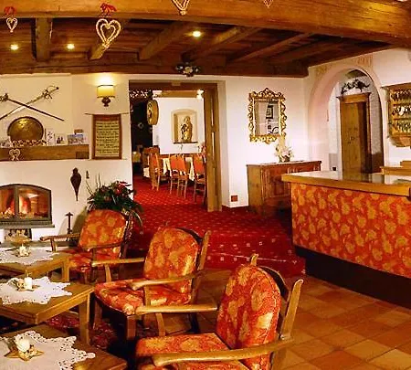 Dolomites 酒店