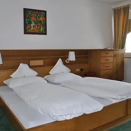 Dolomites Hotel 3*