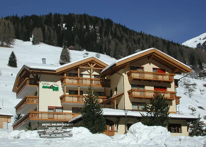 Отель Dolomites