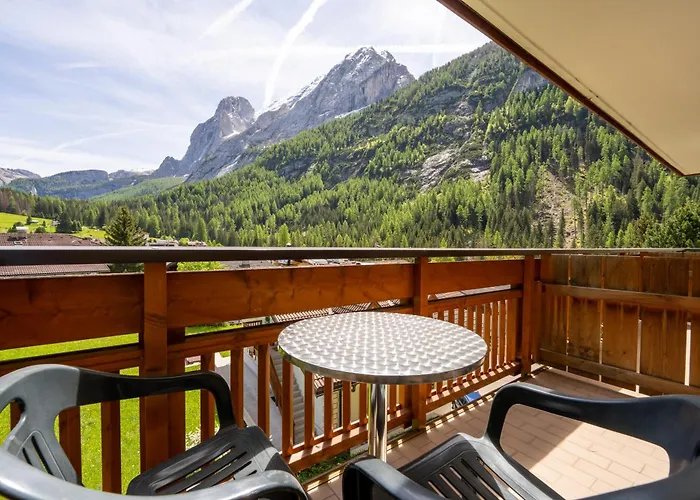 Hotell Dolomites Canazei
