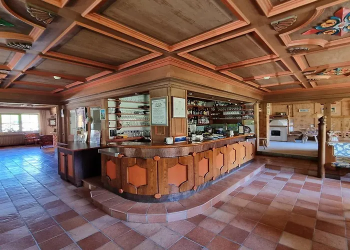 Hotell Dolomites Canazei