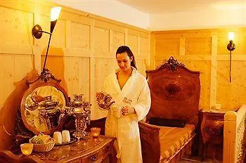 Dolomites 3* Canazei